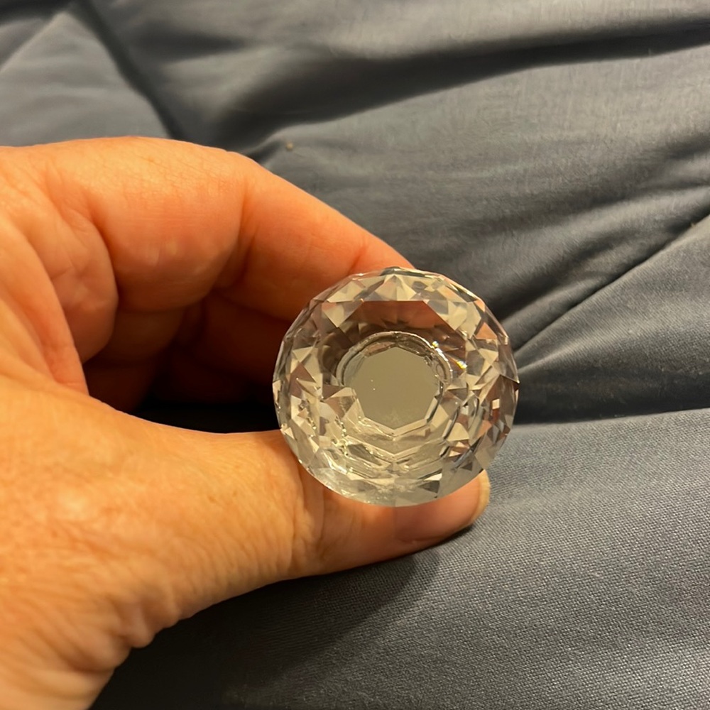 Crystal drawer pulls